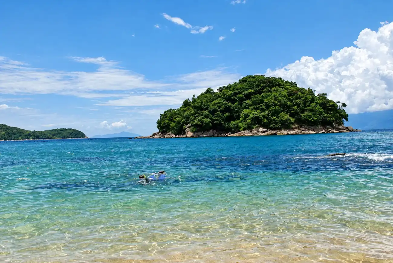 Cocanha Beach and offshore islets